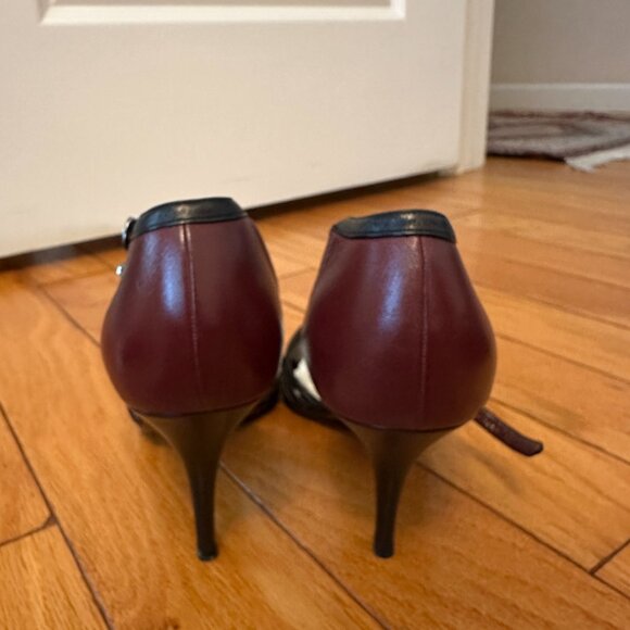 Authentic Chanel Bordeaux Pumps Size 8.5B - Picture 2 of 5